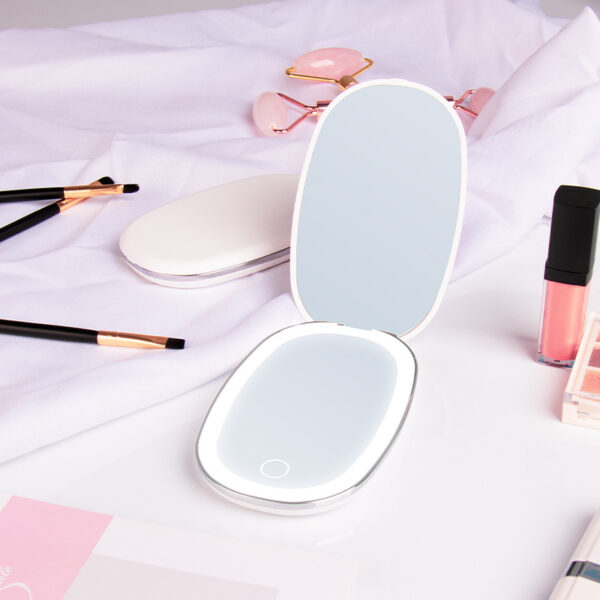 oval led compact mirror